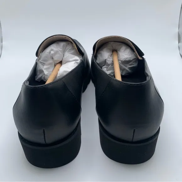NWOB Vionic Womens Kensley Leather Slip On Loafers size 7 black leather 1083