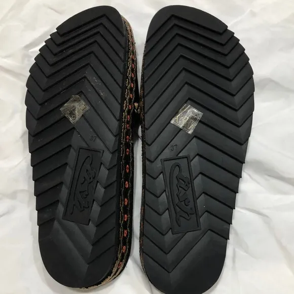 NWOT- Ash Uma Flat Slide Sandal, Black Sz 37