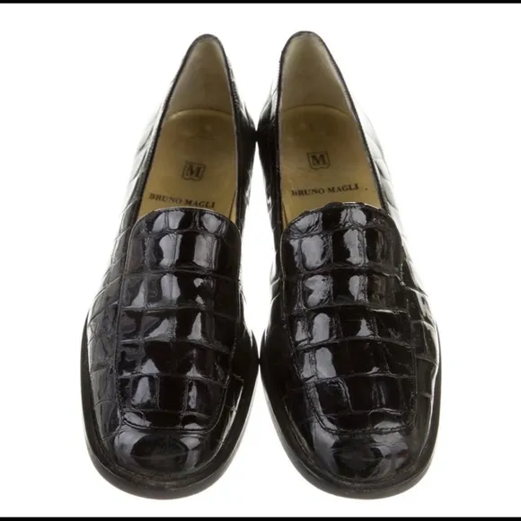 NWOT BRUNO MAGLI Dark brown Patent Leather Loafers Size 7.5 D