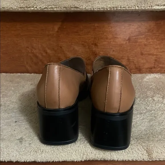 NWOT Bueno Ruth Leather Loafers Women’s Size 8.5