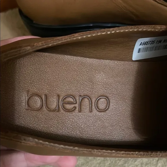 NWOT Bueno Ruth Leather Loafers Women’s Size 8.5