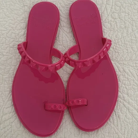 NWOT CARMEN SOL MARIA FLAT JELLY SANDALS - SIZE 10