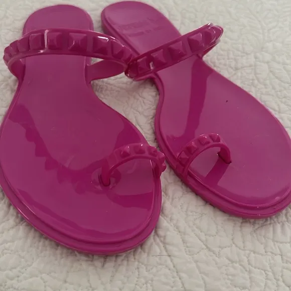 NWOT CARMEN SOL MARIA FLAT JELLY SANDALS - SIZE 10