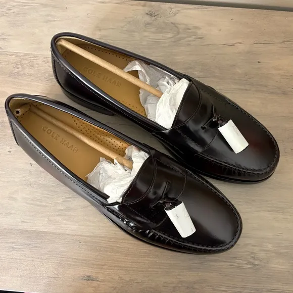 NWOT Cole Haan Men's Pinch Tassel Loafers Burgundy Handsewn Leather Size 10.5
