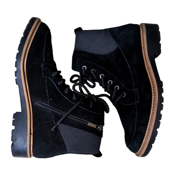NWOT Crown Vintage Boots Shay Ankle Black Suede Leather Lace Up Women's Size 9.5