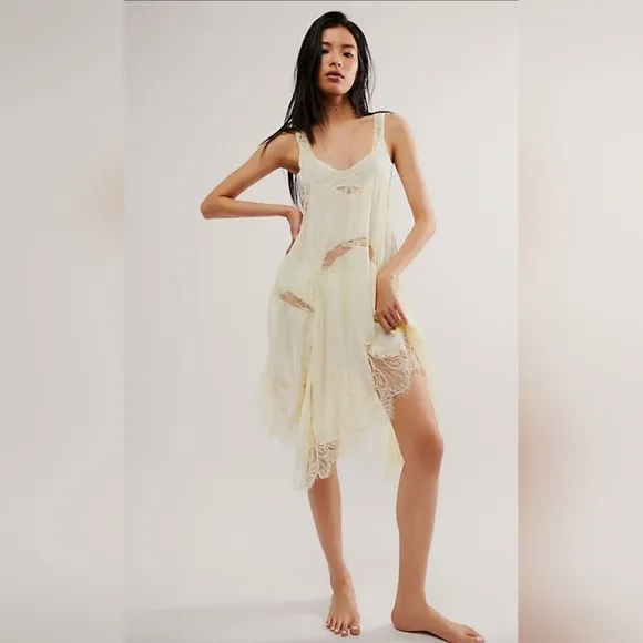 NWOT Free People Intimately Hearts on Fire Slip ~ Ivory ~ XS &amp; Medium