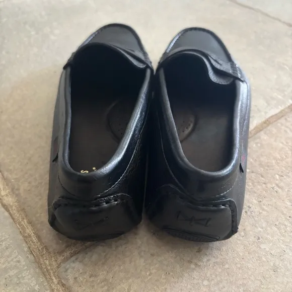 NWOT GH Bass Bucs Original Women’s Black Leather Loafers Size 9.5