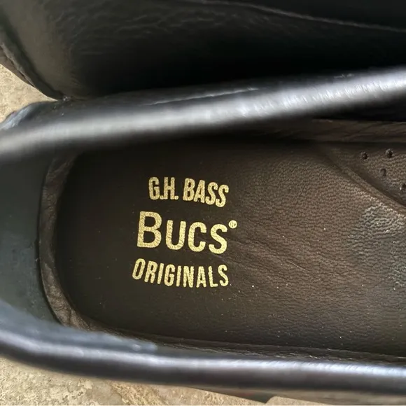 NWOT GH Bass Bucs Original Women’s Black Leather Loafers Size 9.5