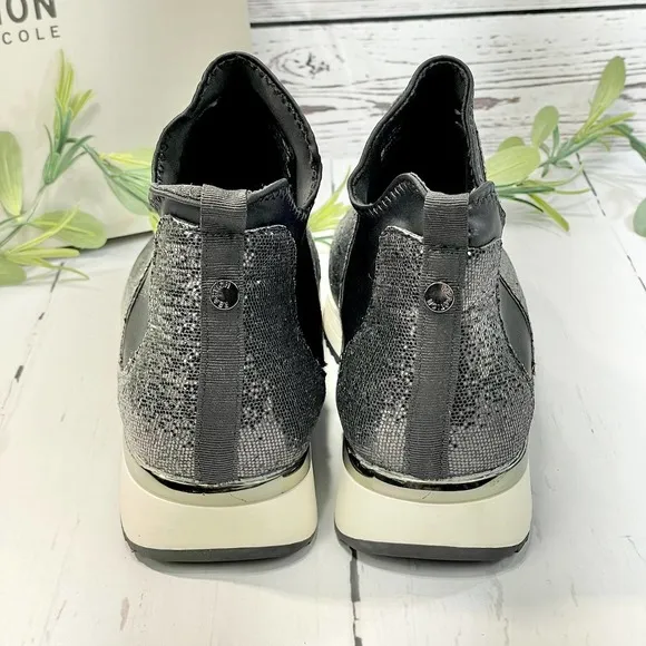 NWOT Kenneth Cole Cameron Chelsea Jogger Sneaker (Size 9.5)