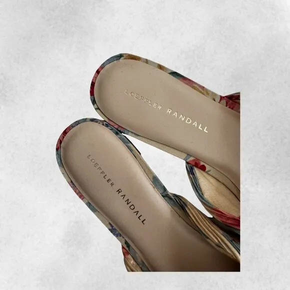 NWOT! Loeffler Randall - Butter Daphne Knot Flat Sandals