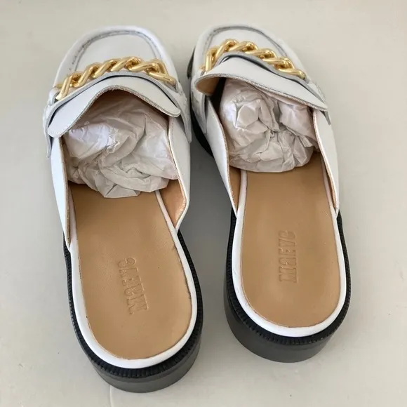 NWOT Maeve Anthropologie Slip On White Leather Gold Chain Loafers Sz 37