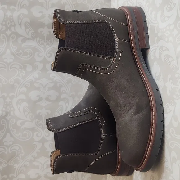 NWOT Men's Dockers Slip On Brown Boots