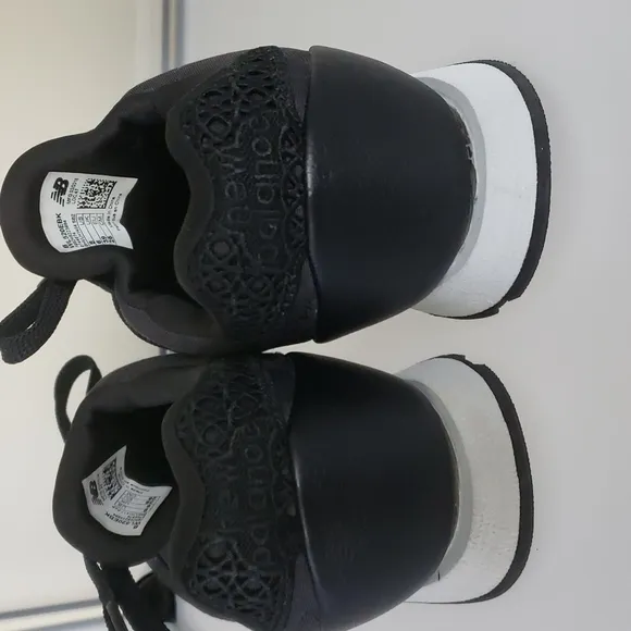 NWOT New Balance Sneakers