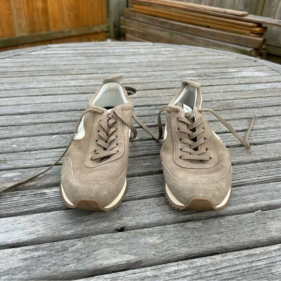 Nwot Rag &amp; Bone Retro Runner Sneakers size 40 or 9.5‎ us