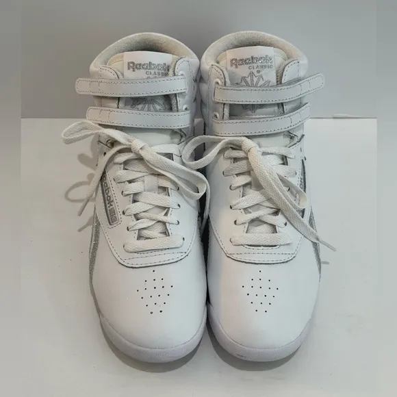 NWOT Reebok Freestyle Women’s High Top White/Silver Metallic Sneakers-8.5