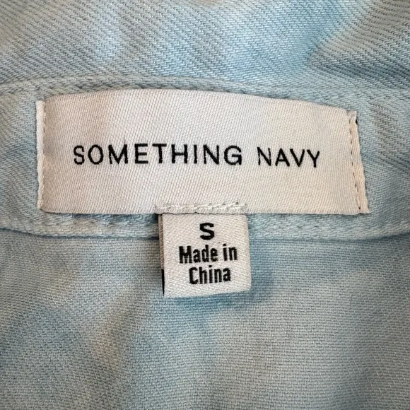 NWOT Something Navy Eleanor Puff Sleeve Button Down Denim Dress Size Small
