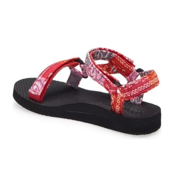 NWOT Arizona Love Trekky bandana quilt sandal