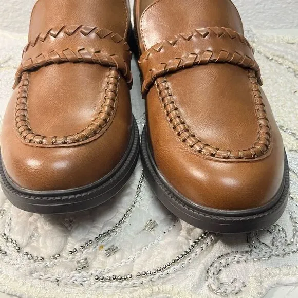 NWOT Michael by Michael Shannon Valerie Loafers