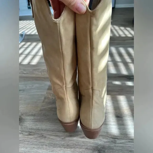 NWT ABLE Cowboy Western Genuine Leather Nubuck Fawn Tan Nude Boots sz 11