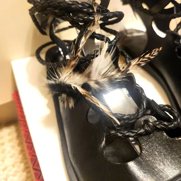 NWT Ancient Greek   Caravana &quot;Antigone&quot; Blk Leather Gladiator Sandals Sz.7 $330
