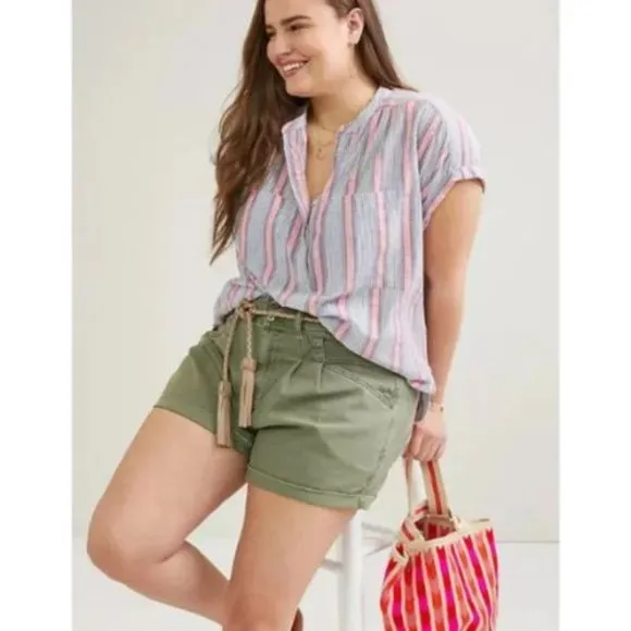 NWT Anthropologie Pilcro Relaxed Pleat Shorts | 32