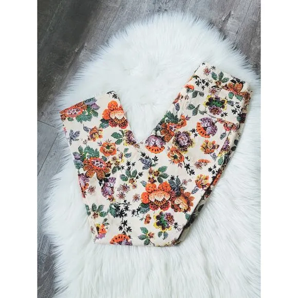 NWT Anthropologie Pilcro The Cigarette Floral Jeans - 28 waist