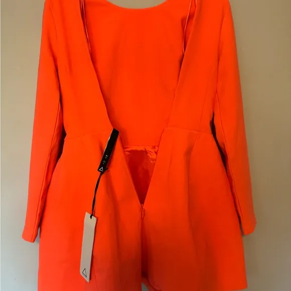 NWT AQ/AQ Neon Orange Long Sleeve Open Back Structured Mini Dress Size 4