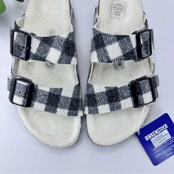 NWT Arizona Shearling Plaid White Sandal by Birkenstock