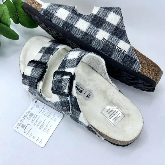 NWT Arizona Shearling Plaid White Sandal by Birkenstock