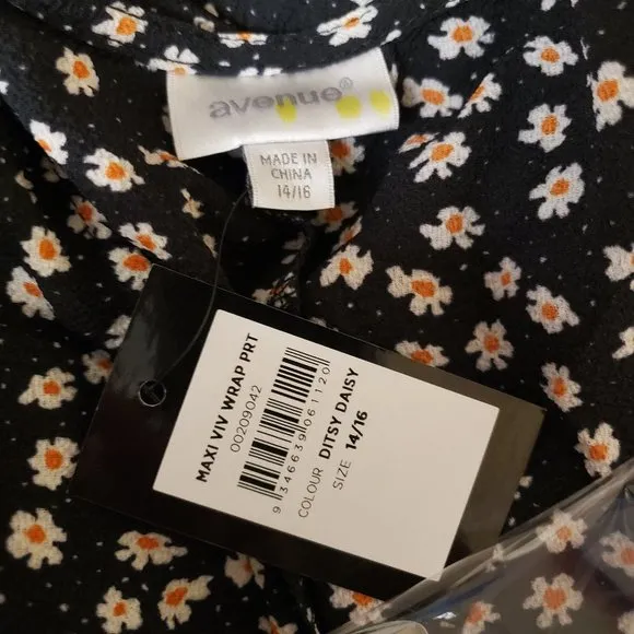 NWT Avenue Maxi Viv Wrap Ditsy Daisy Print Dress 14/16 = 1X