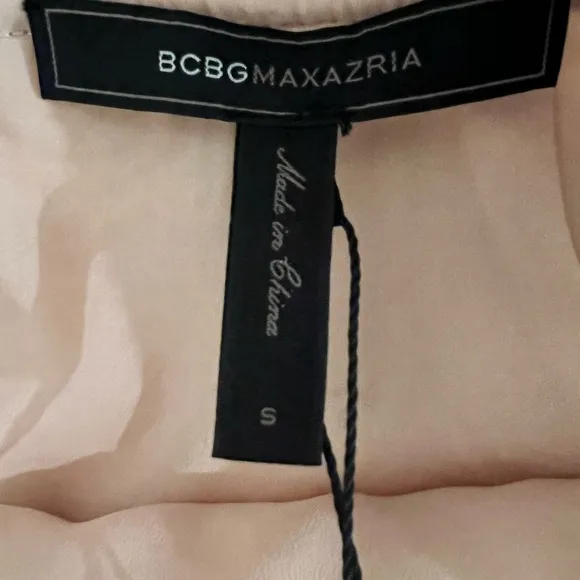 NWT BCBG MAXAZRIA  Peach/ Pink Sequin MICHAELA Skirt. SMALL