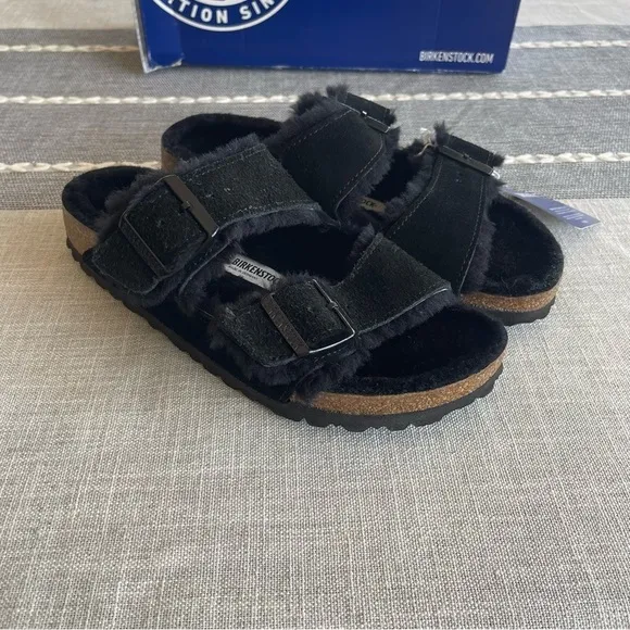 NWT Birkenstock Arizona Shearling Sandals Black Size 38 US 7
