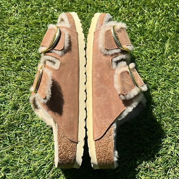 NWT BIRKENSTOCK BIG BUCKLE Arizona Shearling Sandals!