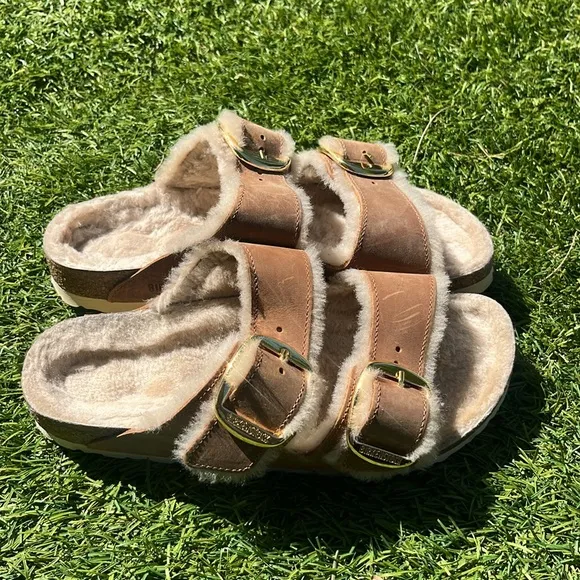 NWT BIRKENSTOCK BIG BUCKLE Arizona Shearling Sandals!