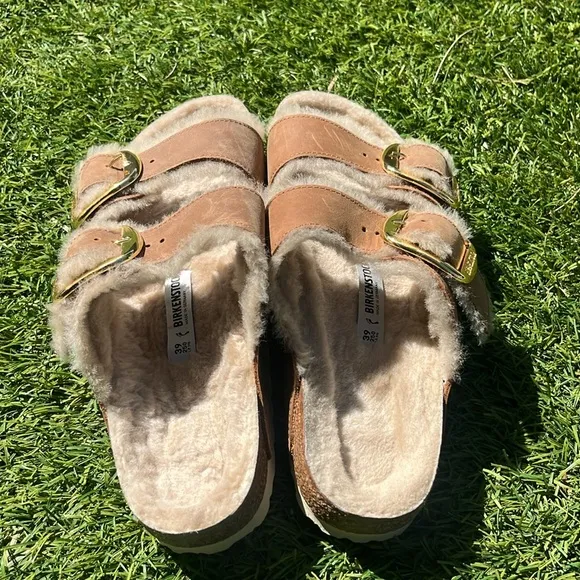 NWT BIRKENSTOCK BIG BUCKLE Arizona Shearling Sandals!