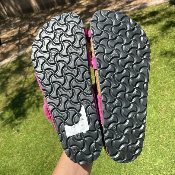 NWT BIRKENSTOCK Mayari Shearling Sandals!