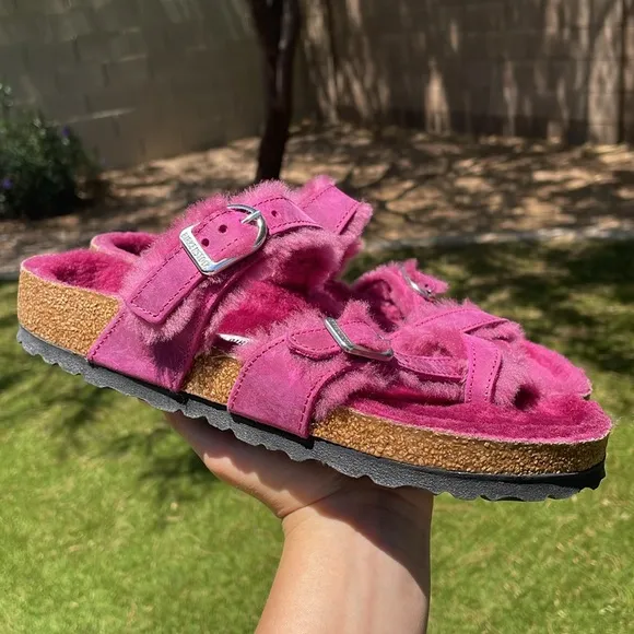 NWT BIRKENSTOCK Mayari Shearling Sandals!