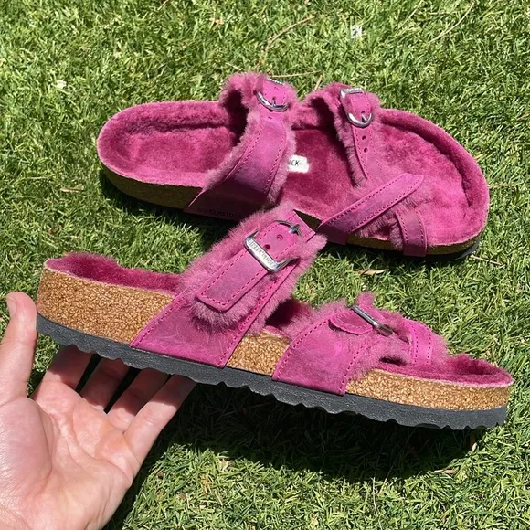 NWT BIRKENSTOCK Mayari Shearling Sandals!