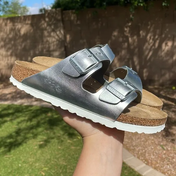 NWT BIRKENSTOCK Metallic Silver Soft Footbed Sandals!