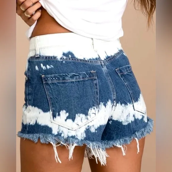 💘NWT BLANK NYC DIP DYE TIE DYE BLEACHED RAW HEM SHORTS! SIZE 27 or 4 HIGH RISE