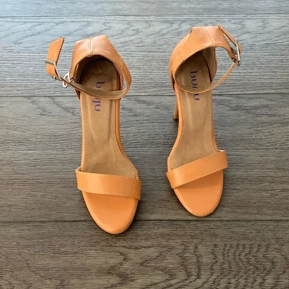 NWT BURJU Zoe True Nude Classic Strappy Heeled Sandals | size 6.5