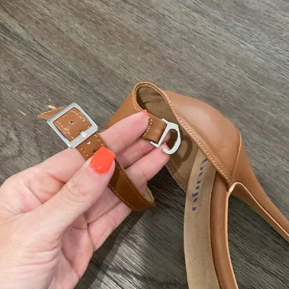 NWT BURJU Zoe True Nude shade 6 Classic Strappy Heeled Sandals | size 7