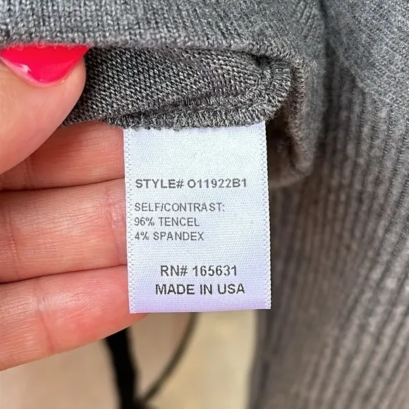 NWT Calme by Johnny Was Tunnel Drawstring Cropped Sweater in Gray
