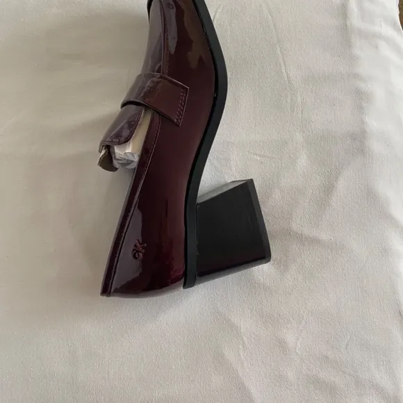 NWT Calvin Klein Ventice 2 Dark Red Patent Heeled Loafers Size 10M.