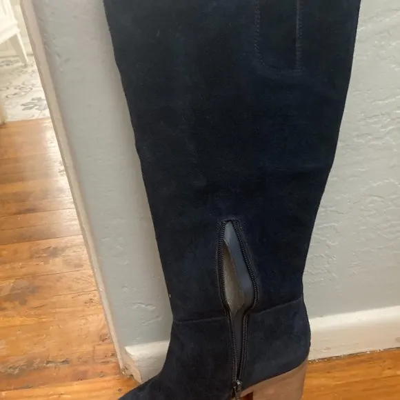 NWT - Carlos Santana Navy Blue Suede boots