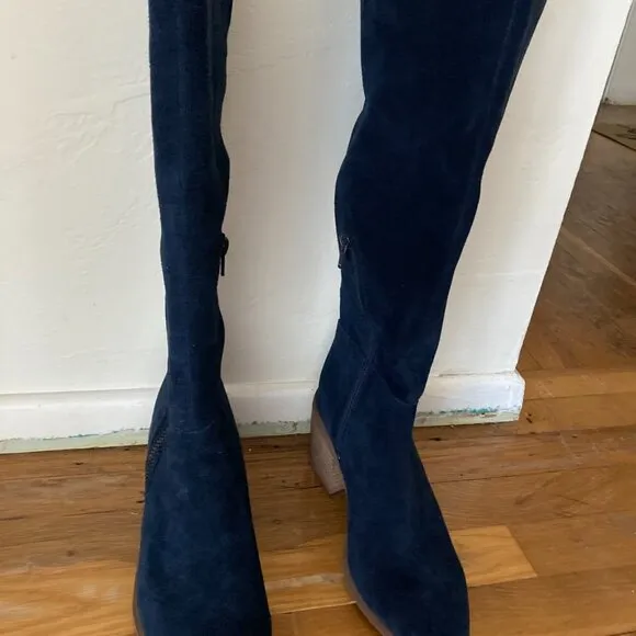 NWT - Carlos Santana Navy Blue Suede boots