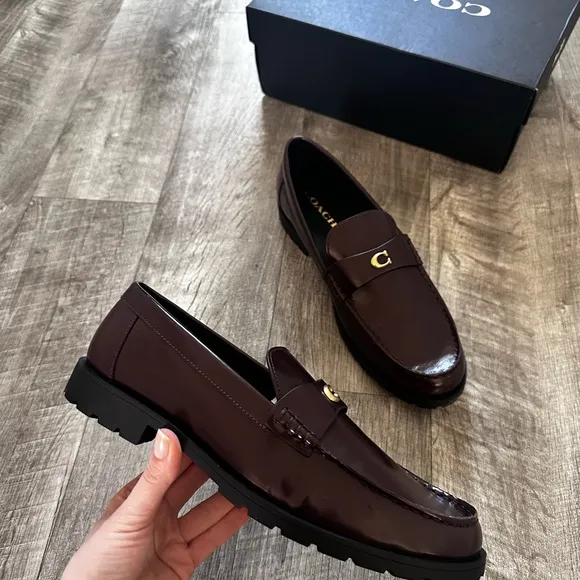 NWT Coach Patent Leather Chocolate Color Jocelyn Loafers Size 10 CW980