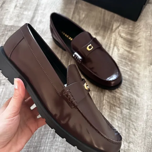 NWT Coach Patent Leather Chocolate Color Jocelyn Loafers Size 10 CW980