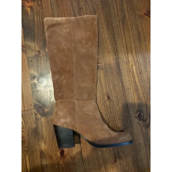 NWT Crevo Atty Women's Suede Leather Pull-On Boots Size 7.5 Block Heel