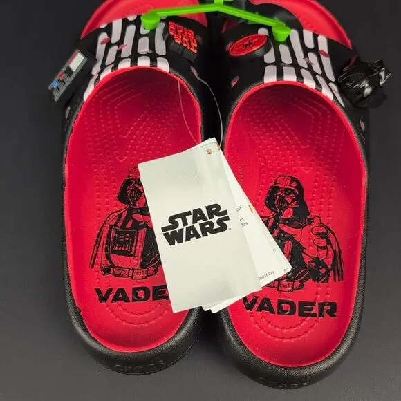 NWT CROCS SANDALS DARTH VADER CLASSIC SLIDE V2 M4 / W6 STAR WARS DISNEY A28